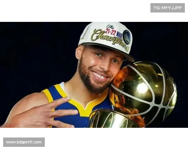 NBA历史单节命中5个及以上三分榜 库里领先利拉德克莱紧随其后 NBA历史单节命中5个及以上三分榜 库里领先利拉德克莱紧随其后