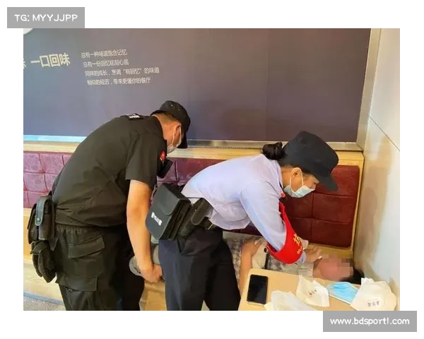 深圳男子运动时突发倒地 休假医生紧急施救挽救生命 深圳男子运动时突发倒地 休假医生紧急施救挽救生命