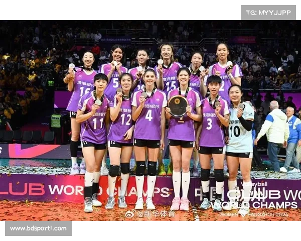 中国女排巧妙战术压制对手节奏 完美发挥彰显团队实力 中国女排巧妙战术压制对手节奏 完美发挥彰显团队实力