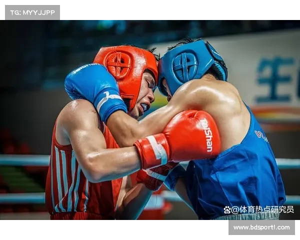 火热拳击重量级对抗赛精彩对决全程回顾,冠军之争谁能胜出引发热议 火热拳击重量级对抗赛精彩对决全程回顾,冠军之争谁能胜出引发热议